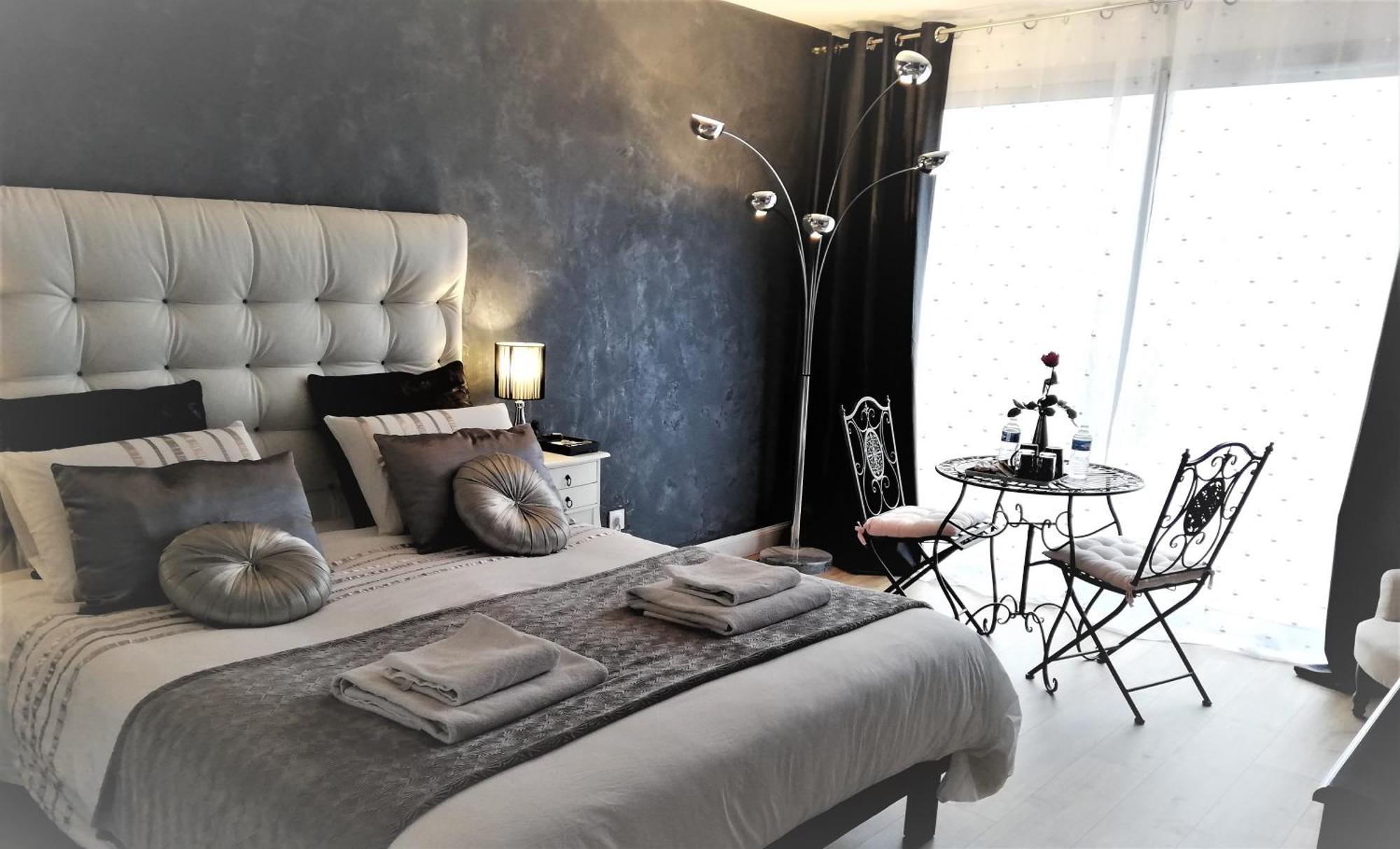 Chambres D'Hotes Luxe Et Serenite Theize Exteriör bild