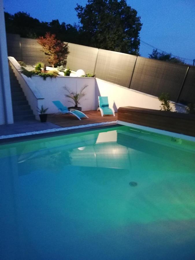 Chambres D'Hotes Luxe Et Serenite Theize Exteriör bild