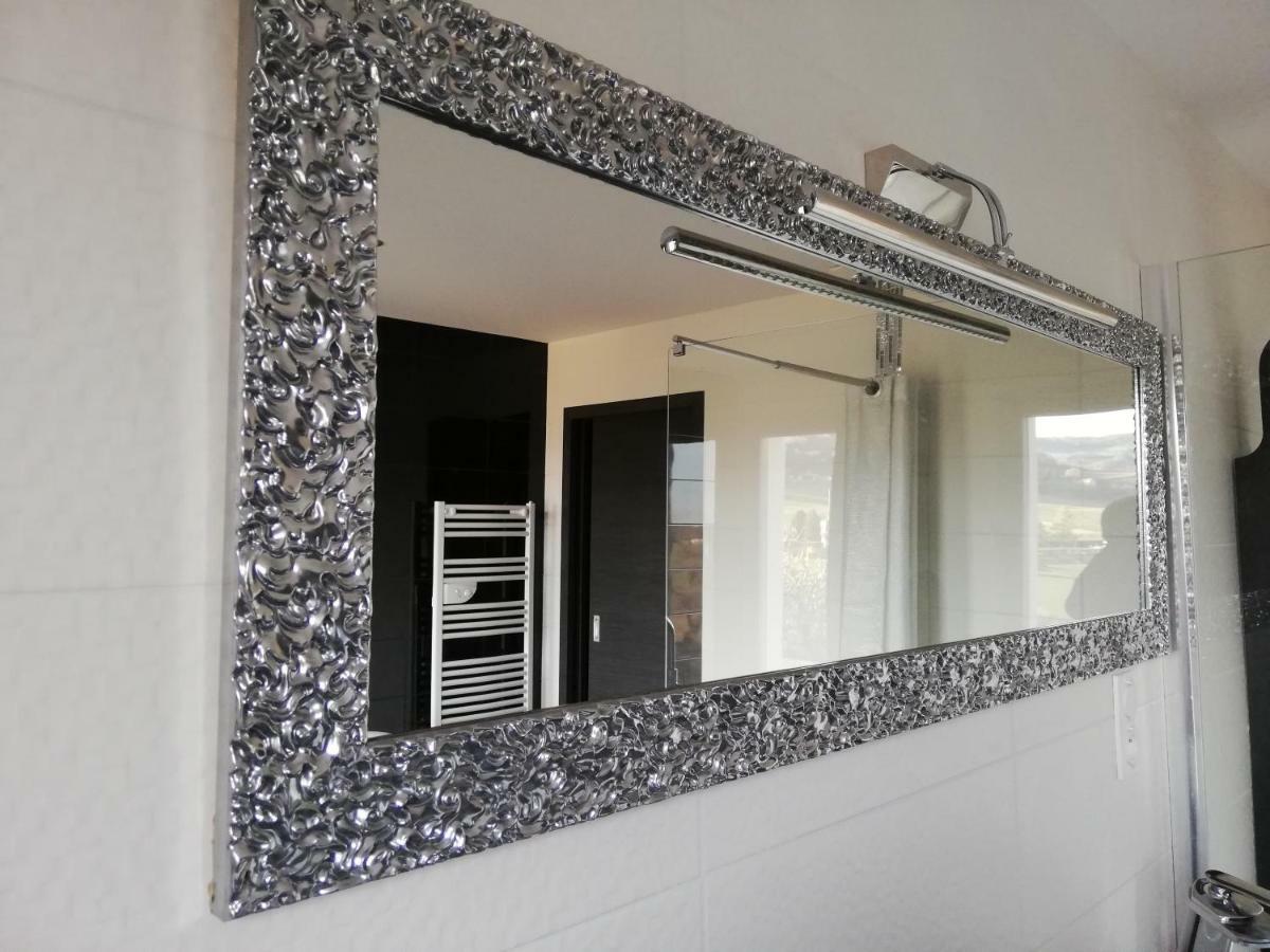 Chambres D'Hotes Luxe Et Serenite Theize Exteriör bild